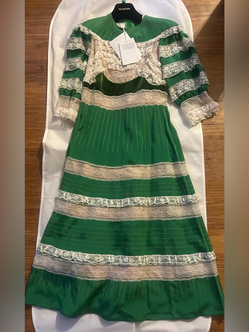 VALENTINO GARAVANI Ruffled Tulle velvet-paneled Silk Twill Midi Dress MSRP $7850 - Picture 9 of 9